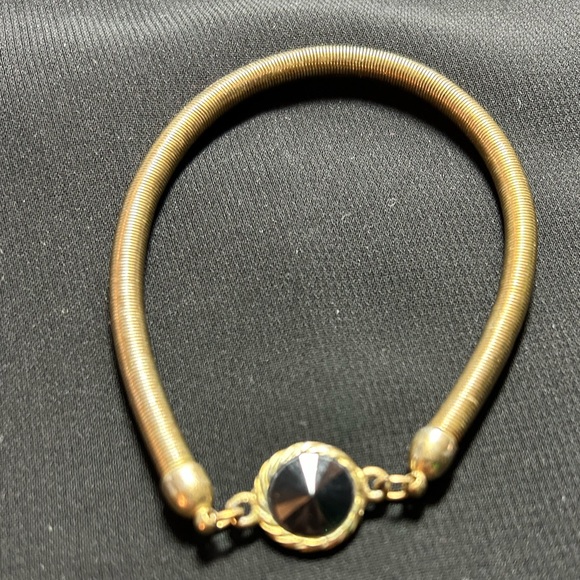 VYG Gold Tone Metal Coiled Bracelet with black accent. Unique find!! - Picture 3 of 7